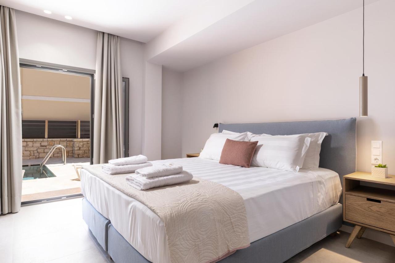 Onore Luxury Suites Kato Korakiana Exterior photo